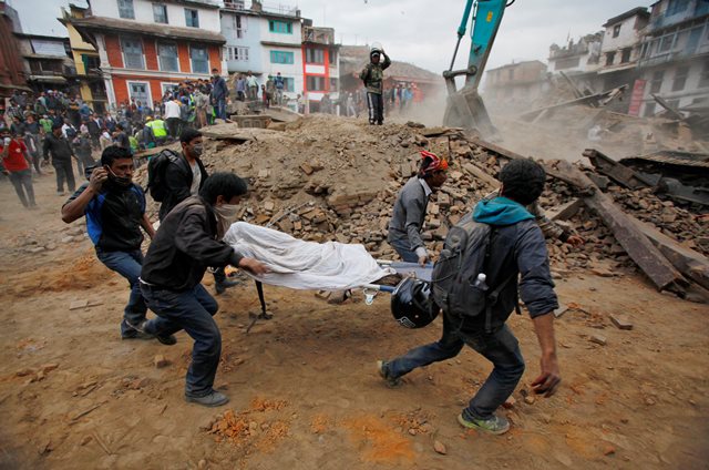 Nepal'deki deprem sonrası ölü sayısı artıyor